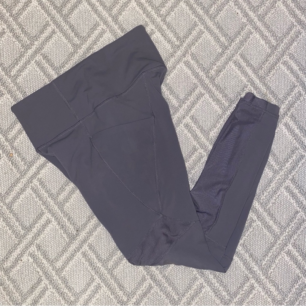 Athleta Meshblock Stash Pocket Salutation Leggings high rise gray size Small